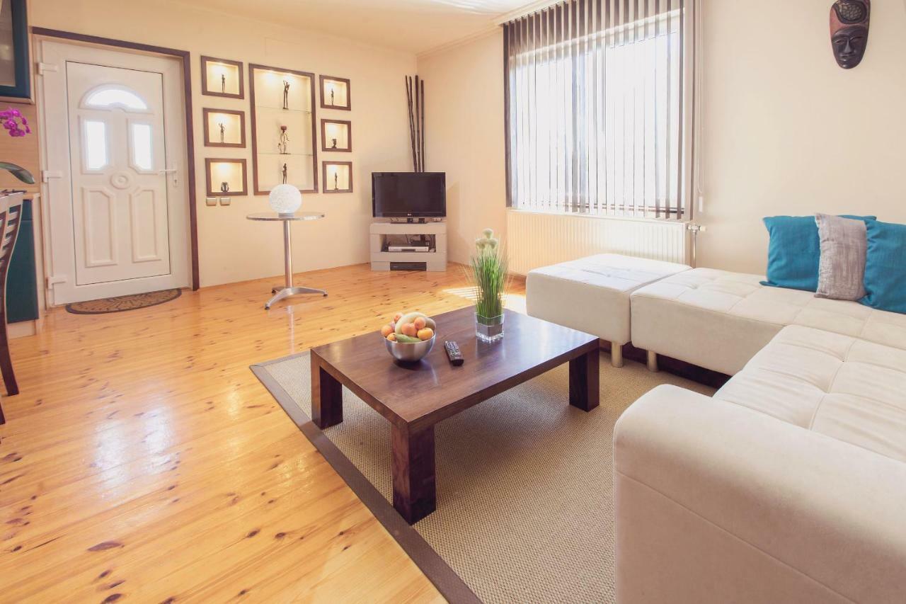 Apartman Szanyi Buk Exterior foto