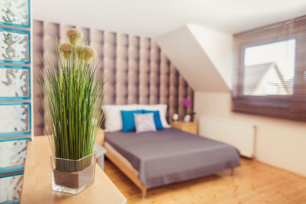 Apartman Szanyi Buk Exterior foto