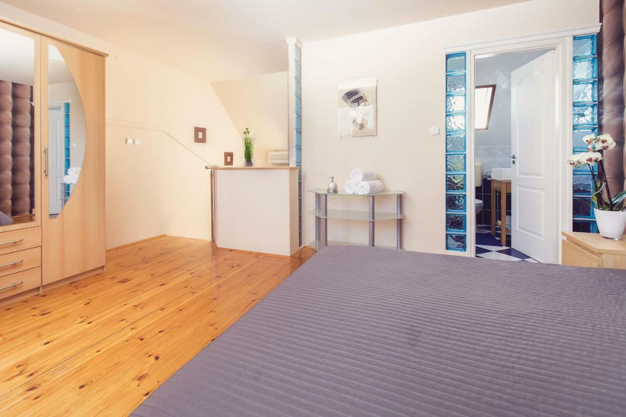 Apartman Szanyi Buk Exterior foto