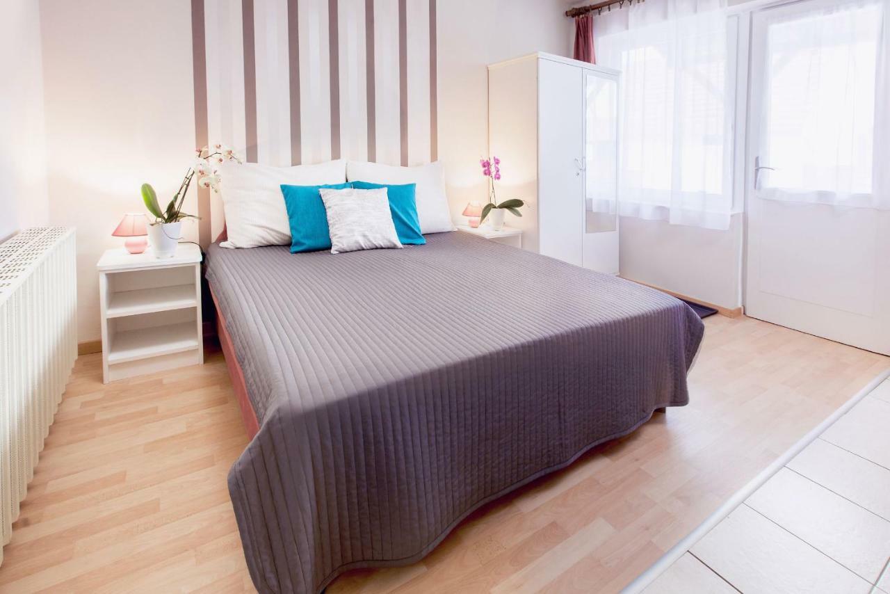 Apartman Szanyi Buk Exterior foto