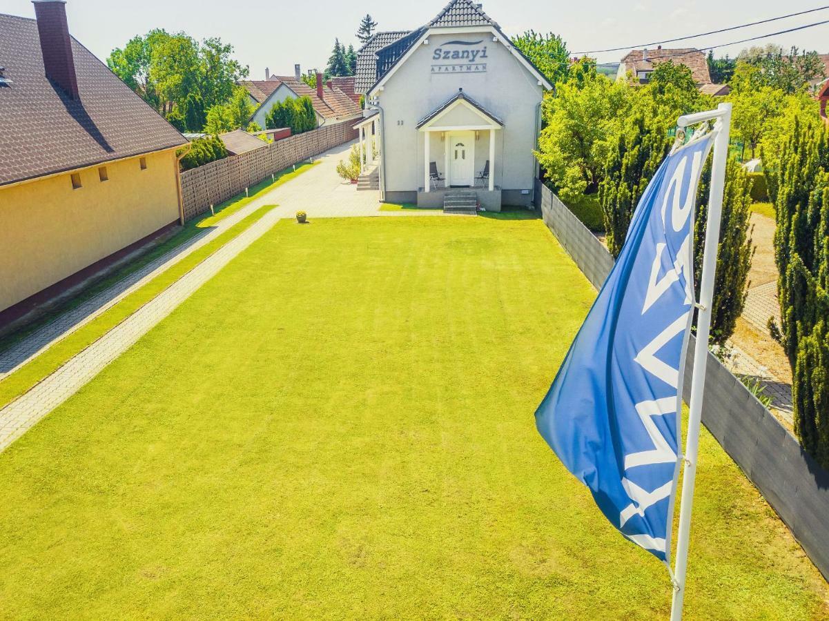 Apartman Szanyi Buk Exterior foto
